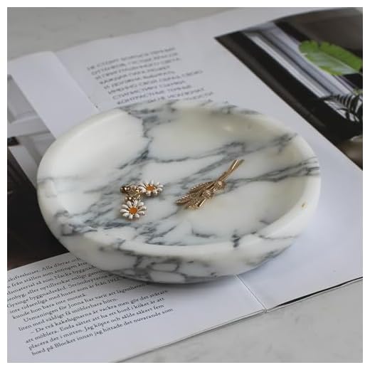 Nawgnail Natural Travertine Marble Jewelry Dish 5.5",Trinket Dish for Ring Earring, Gift for Woman Daugther(Arabescato Calacatta)