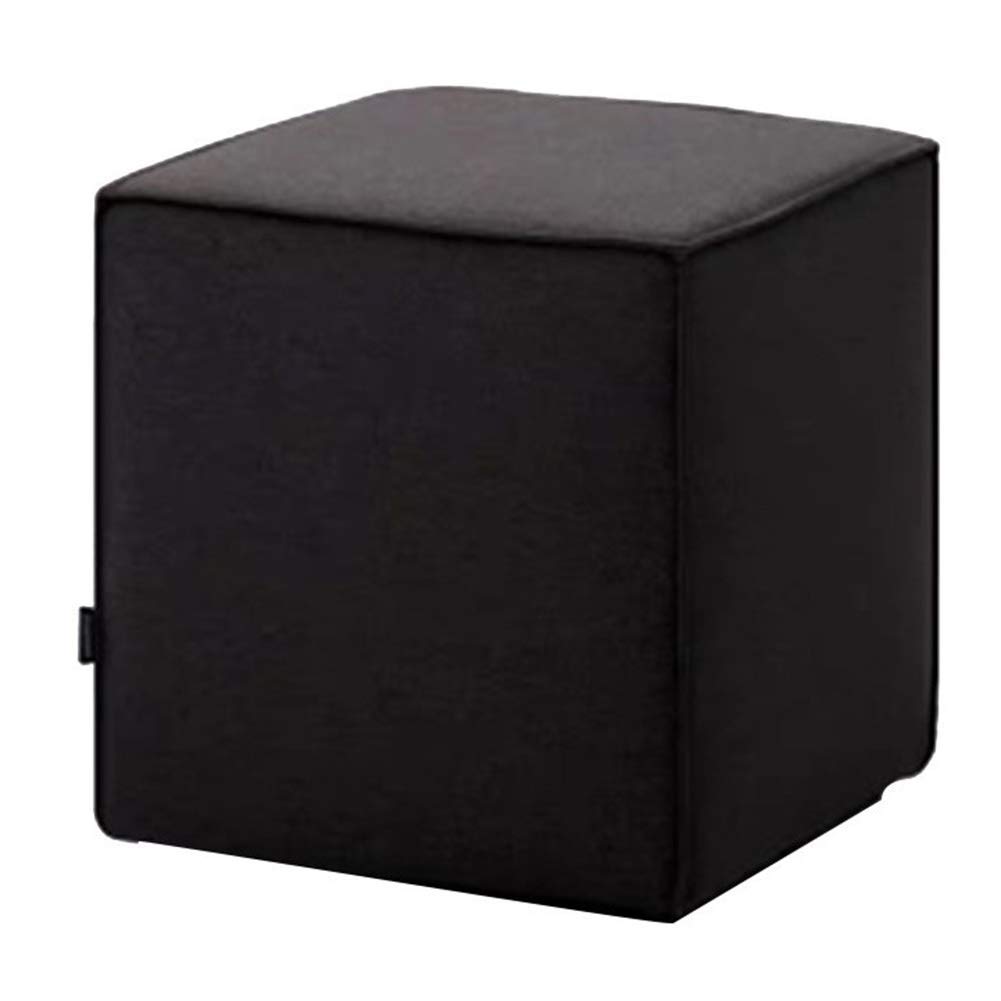 Canapé tabouret carré pour petits espaces : le pouf repose-pieds noir décoratif