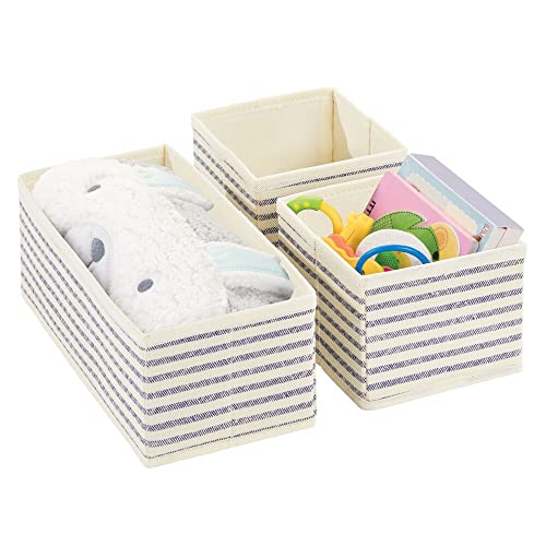 mDesign Juego de 3 cestas organizadoras con 2 apartados Cada una – Organizador para bebés en Dos tamaños para Guardar pañales, toallitas, Accesorios, etc. – Ideal Organizador de Juguetes – Beige/Azul