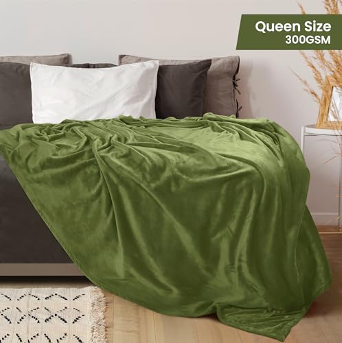 Image of Utopia Bedding Fleece Blanket Queen Size Olive 300GSM Luxury Fuzzy Soft Anti-Static Microfiber Bed Blanket (90x90 Inch)