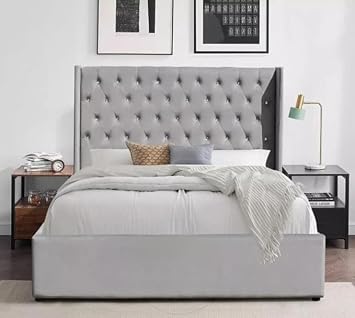 Crown & Kingdom Chesterfield Gas Lift Storage Bed   Double/King Size   Plush Fabric
