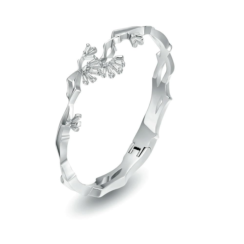 Design non fermé pour ce bracelet urne funéraire réglable en argent