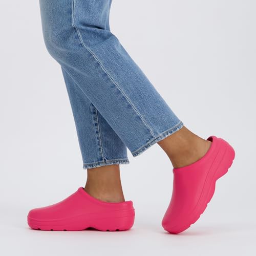 Image of totes Women's Everywear Lightweight Waterproof Bailey Garden Clog