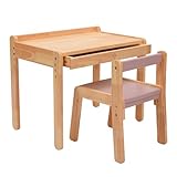 Robust: Die hochwertigen Holzstühle und der Schreibtisch sind langlebig und ideal für den Einsatz drinnen und draußen.