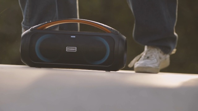 Produktbild von Tronsmart T7 Tragbarer Bluetooth Lautsprecher Musikbox, LED-Licht Und
