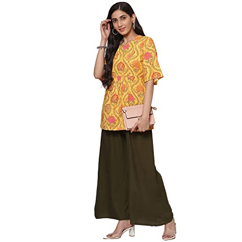 Image of Rangriti Green Liva Short Top for Women