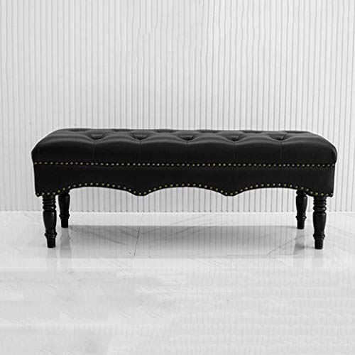 Pouf de table basse pour optimiser l'espace dans les petits salons