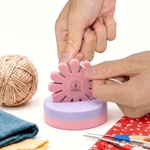 Image of Sizobi Pink Magnetic Pin Holder with Thread Cutter, Blade Saver