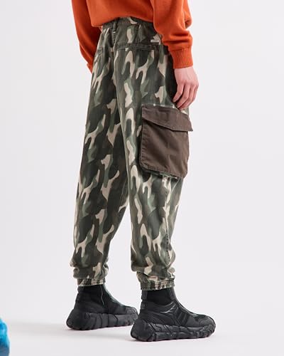 Armani Exchange Men's Slub Stretch Cotton Twill Cargo Pant with All Over Camo Pattern4