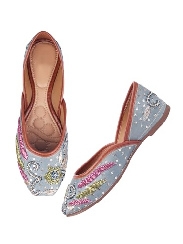 Image of SilverArrow Ethnic Embroidery Jutti with Beautiful Design for Women & Girls