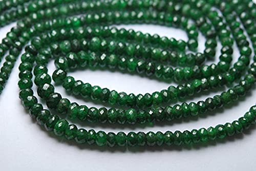 Tsavorite verte naturelle en fil de perles facettées pour créer un cadeau personnalisé