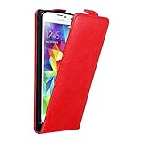 cadorabo Coque pour Samsung Galaxy S5 Mini / S5 Mini DUOS en Rouge DE Pomme   Housse Protection en Style Flip avec Fermoire Magnétique   Etui Poche Folio Case Cover