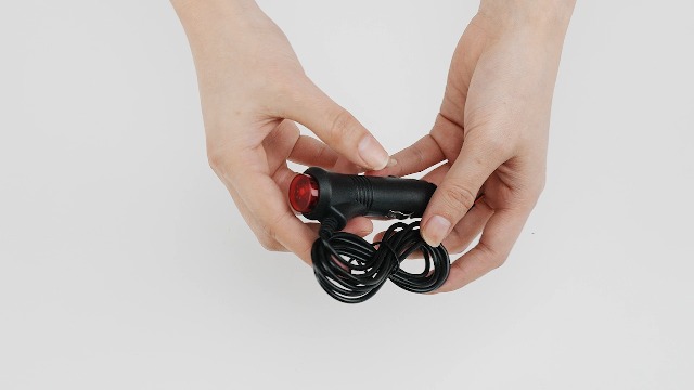 Presa accendisigari per auto 1,5 m Spina accendisigari maschio Adattatore per presa di corrente Interruttore di accensione Fusibile 12V 24V
