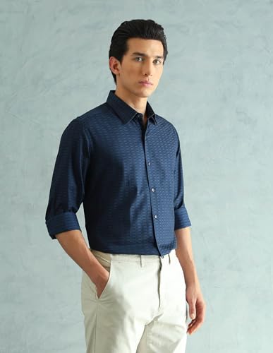 Image of Arrow Men's Textured Full Sleeves Slim fit Semi-Cutaway Collar Cotton Shirt