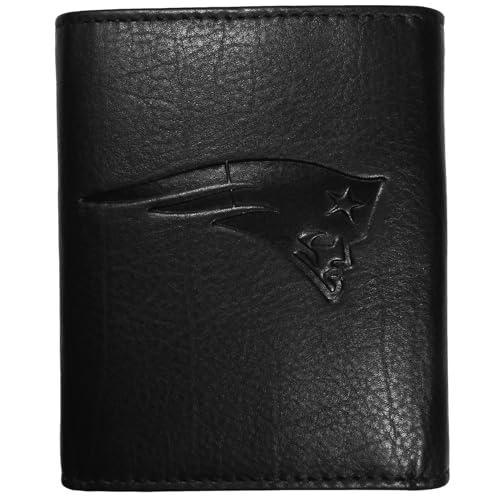 Siskiyou embossed leather tri-fold wallet