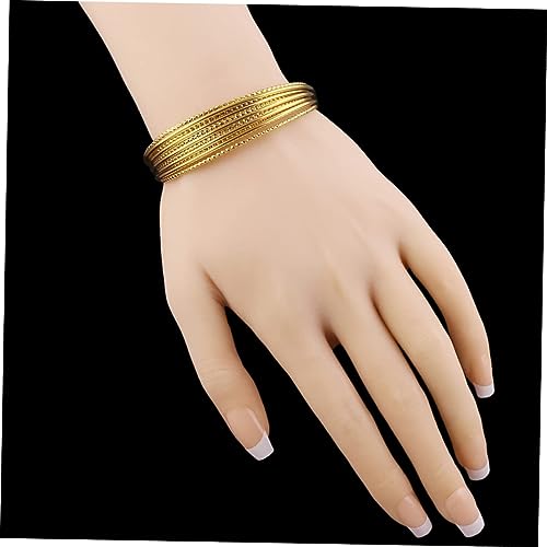 Bracelet manchette en zircon le cadeau idéal pour célébrer vos proches