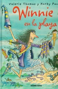 Paperback Los Embrollos De La Bruja Winnie [Spanish] Book