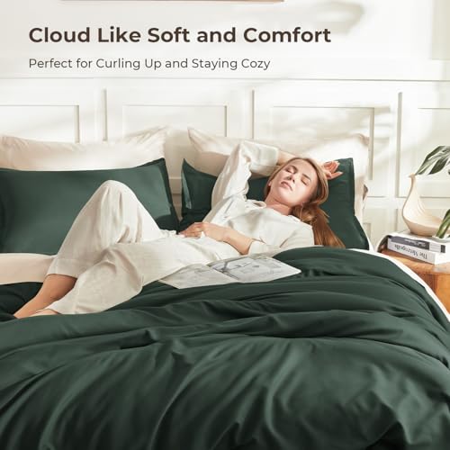 Image of Litanika Forest Green Comforter King Size, 3 Pieces Lightweight Solid Bedding Comforter Set, All Season Fluffy Bed Set (104x90In Comforter & 2 Pillowcases)