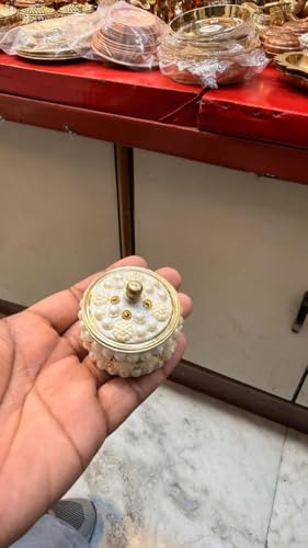 Boîte à bijoux ronde en perles pour ne plus perdre vos bagues