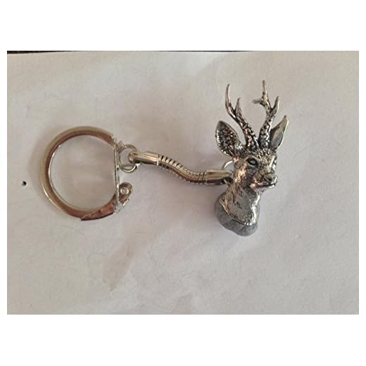 A9 Rådjur av fint engelskt tenn på en ormnyckelring handgjord med prideindetails presentförpackad handgjord i Sheffield