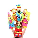 El rey, la reina, la princesa, el príncipe, el caballero y el payaso viven en este palacio.