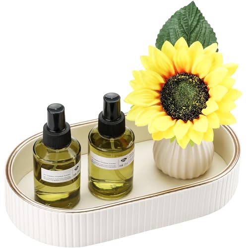 🍀【Pelle di Alta Qualità con Bordo Dorato Alla Moda】- Questo vassoio da bagno ha un esterno in pelle lussuosa e un interno in MDF resistente, con bordi dorati che garantiscono eleganza e durata nel tempo
