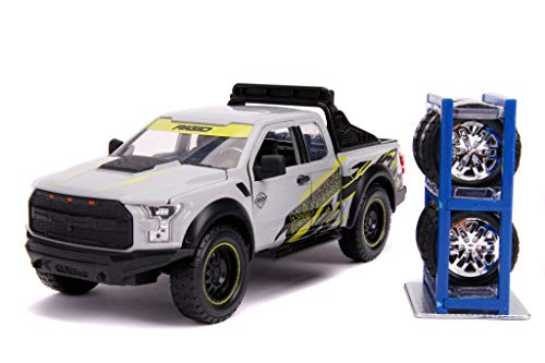Jada Just Trucks 1:24 Ford F-150 Raptor Addictive Desert Designs with Rack Die-cast Car, Toys for Kids and Adults