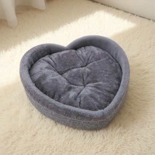 Nid chaud pour chat en forme de cœur contre le froid