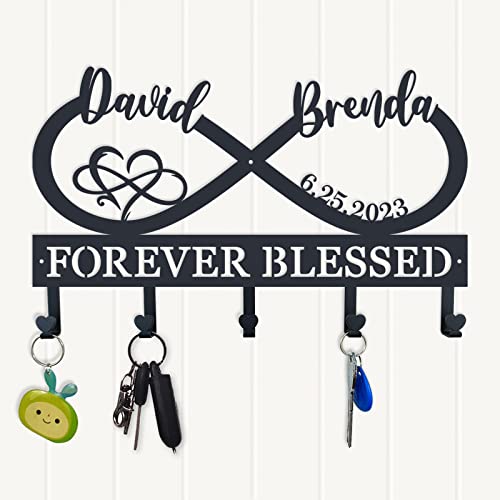 Personalized Key Holder for Wall Personalized Key Hanger with Family Name Metal