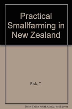 Paperback Practical Smallfarming in New Zealand Book