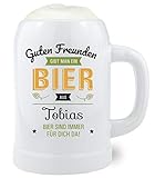 Bavariashop Bierkrug mit Wunschgravur in Handarbeit veredelt. Bei einer Füllmenge von einem halben Liter passt in den Steinkrug einiges rein.