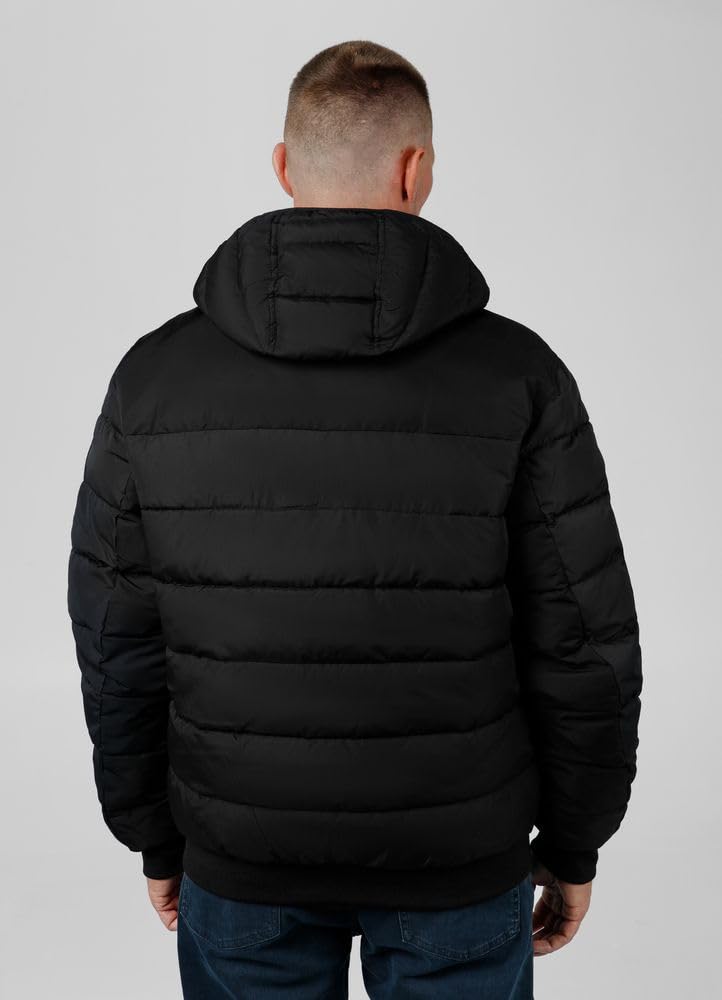 PITBULL - Winterjacke Herren mit Steppung Dillon, Jacke Herren mit Kapuze, Männer Steppjacke, Bequeme Windjacke, Windbreaker mit Reißverschluss, Jacke Winter Steppmuster