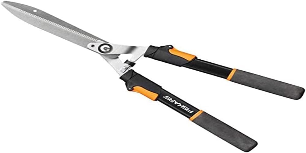 Fiskars Hedge Shears HS13 with blades closed