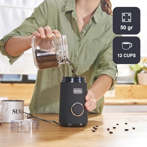 Bild 2 - BLACK+DECKER BXCG150E - Elektrische Kaffeemühle 150W | 50 g Bohnenbehälter | Edelstahlbehälter & -klingen | Feines Mahlen | Kabelaufbewahrung | Schwarz