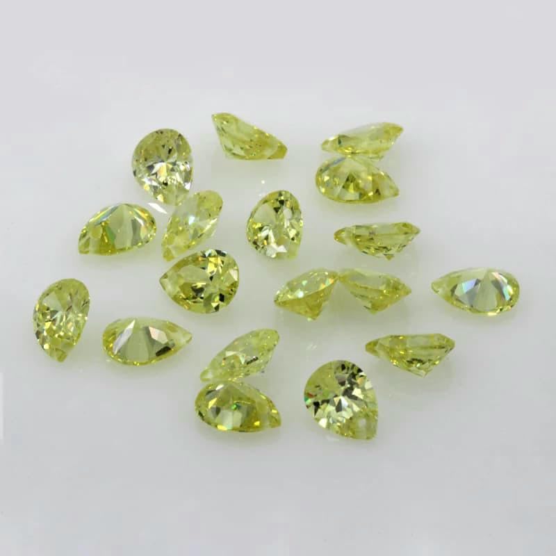 Cuentas de gemas sintéticas sueltas de piedra de corte brillante con forma de pera de oliva y orificio para joyería, tamaño 3 x 5-12 x 16 mm - Olive_a-12 x 16 mm
