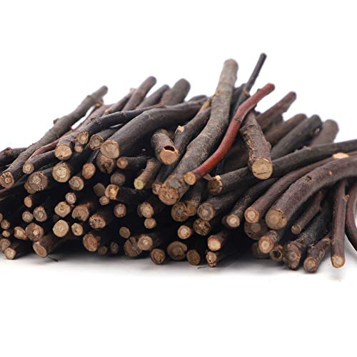 BCMRUN - Branch Wood Sticks,200 Pieces Natural Unfinished Craft Branches,4 Inches Wood Log Sticks for DIY Arts Crafts Photo Props Home Decor Floristry,3-5mm in Diameter