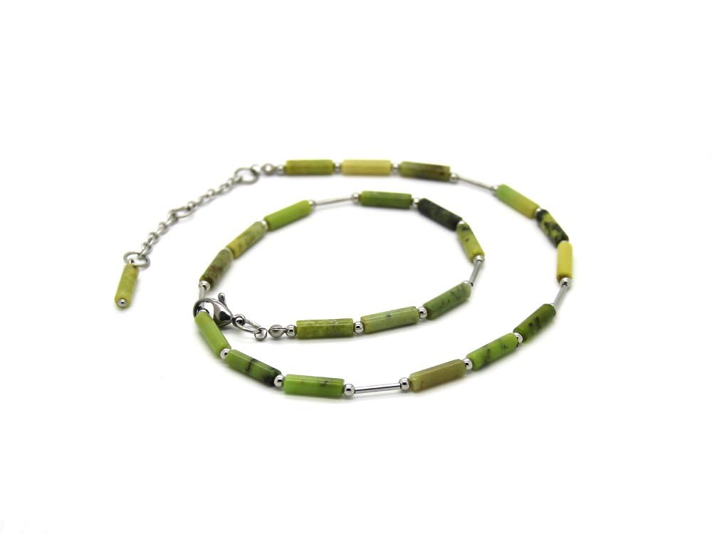 kurze Chrysopras-Walzen-Halskette in Grün (marmoriert) mit Edelstahl-Elementen, leichter Edelsteinschmuck, grüner Chalcedon #222 Cally