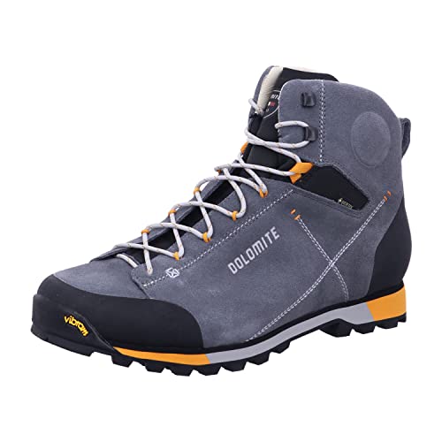 Combinando l'estetica dell'iconico Cinquantaquattro con un pacchetto completo di materiali e soluzioni costruttive di una scarpa da trekking pura.