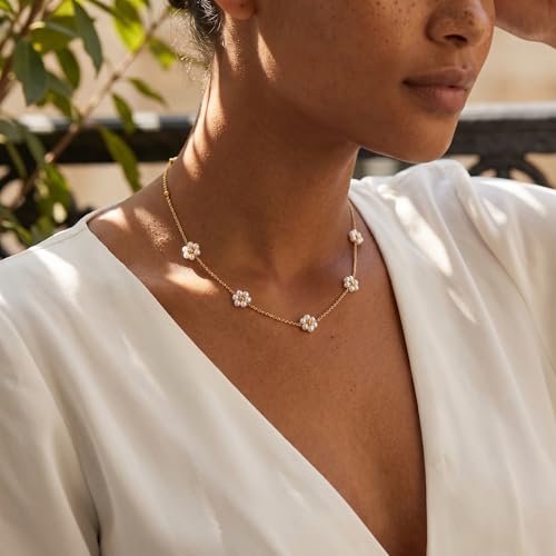 RINHOO Pearl Necklaces for Women Dainty 14K Gold/Sliver Plated Layered Pearl Necklace Wedding Trendy Pearl Jewelry Gift (Gold-1 layered) - image 4