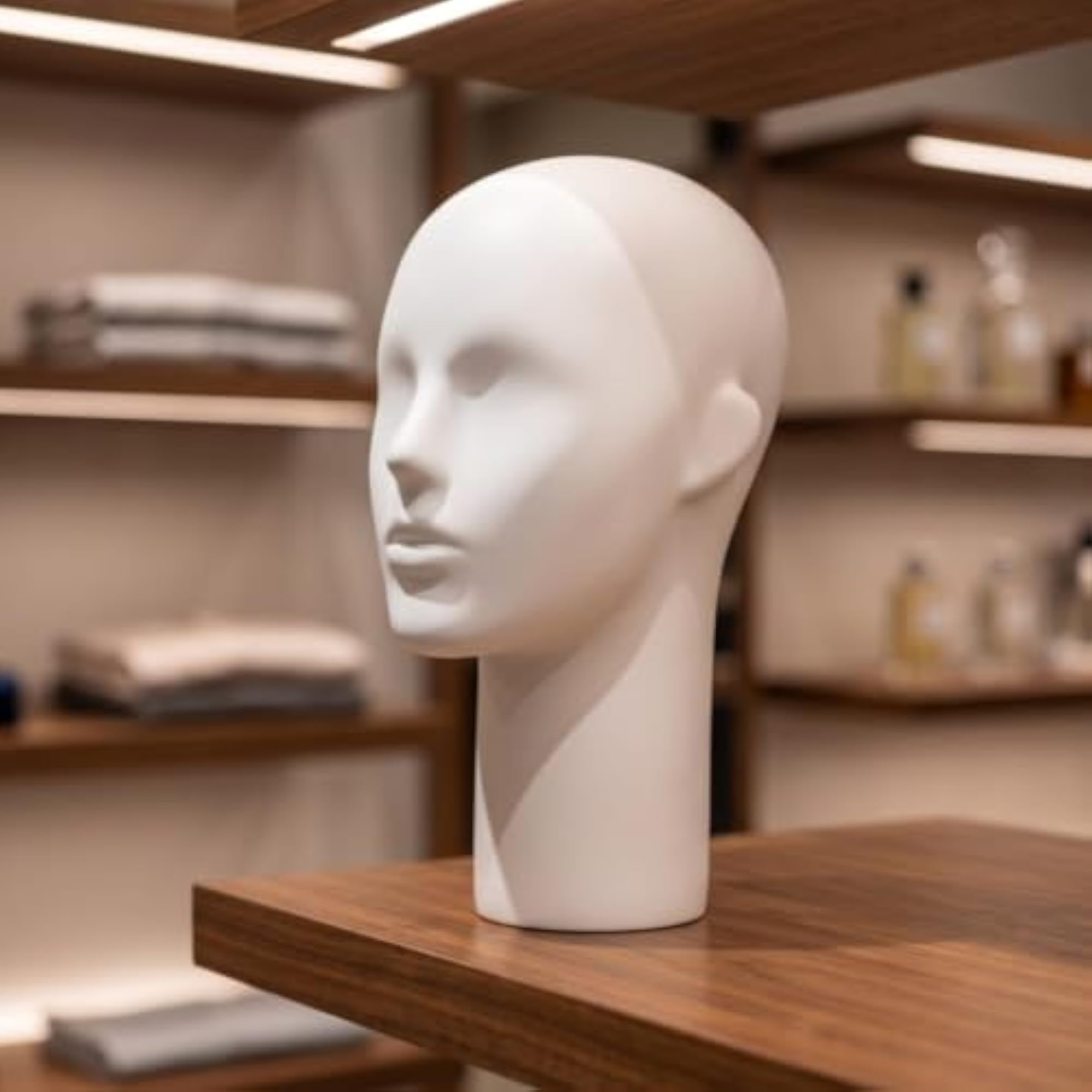 Sculpted Hairpiece Display Head for Retailers