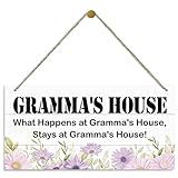 グラマの家のための素朴な装飾、What Happens at Gramma's House Stays at Gramma's House、おばあちゃんのホームデコレーションサイン、装飾木製壁掛け木製額、孫娘からのグラマギフト