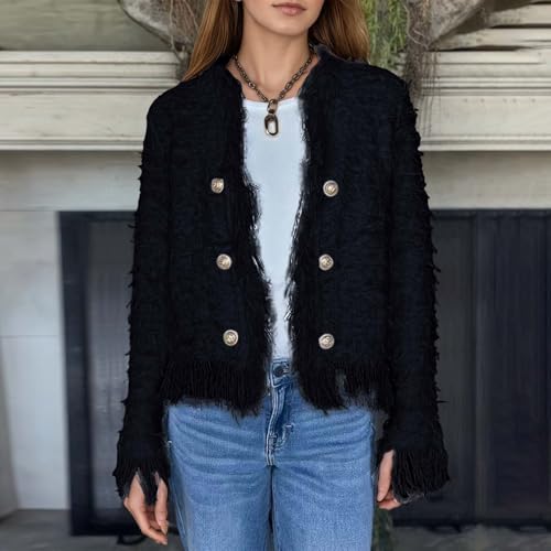 Manteau court à franges idéal pour structurer les tenues amples