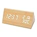 Produktbild GreenCC LED Digitaler Wecker, Dreieck Holz Wecker, Reisewecker Alarm Clock mit Sound-Kontrolle, 3 Alarm Einstellung, 3 Helligkeit, Datum, 12/24HR, Temperatur Feuchtigkeit, USB und Batteriebetrieben