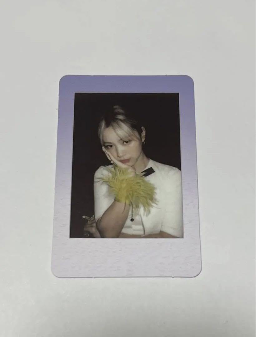 itzy リュジン トレカ LOCO Itzy Ryujin Official Light Ring Stick Photocard Photo Card