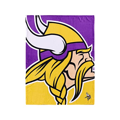 FOCO Minnesota Vikings NFL Supreme Slumber Plush Throw