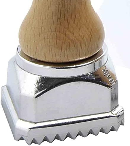 Miniatura 3 de Eppicotispai Sello eyector cuadrado de aluminio para ravioles con mango de madera de haya, 1-34 pulgadas