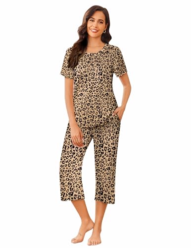 Ekouaer Women's Pajamas Set Short Sleeve Sleepwear 2 Piece Round Neck Top Capri Pants Loungewear with Pockets2