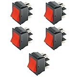 I terminali sono di tipo a saldare, con piedini rigidi e spaziatura standard ideali per cablaggi. Questa soluzione garantisce connessioni elettriche stabili, resistenti alle vibrazioni e adatte a produzioni medio-piccole o riparazioni in campo