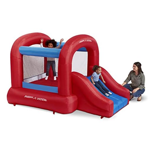 Radio Flyer Backyard Bouncer JR, Bounce House, Inflatable Jumper with Air Blower | Ages 2-8 Years (Amazon Exclusive)