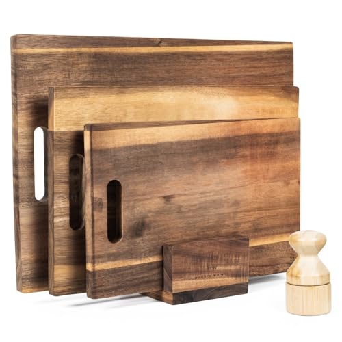 Wooden Whimsy 3-Piece Set with Holder